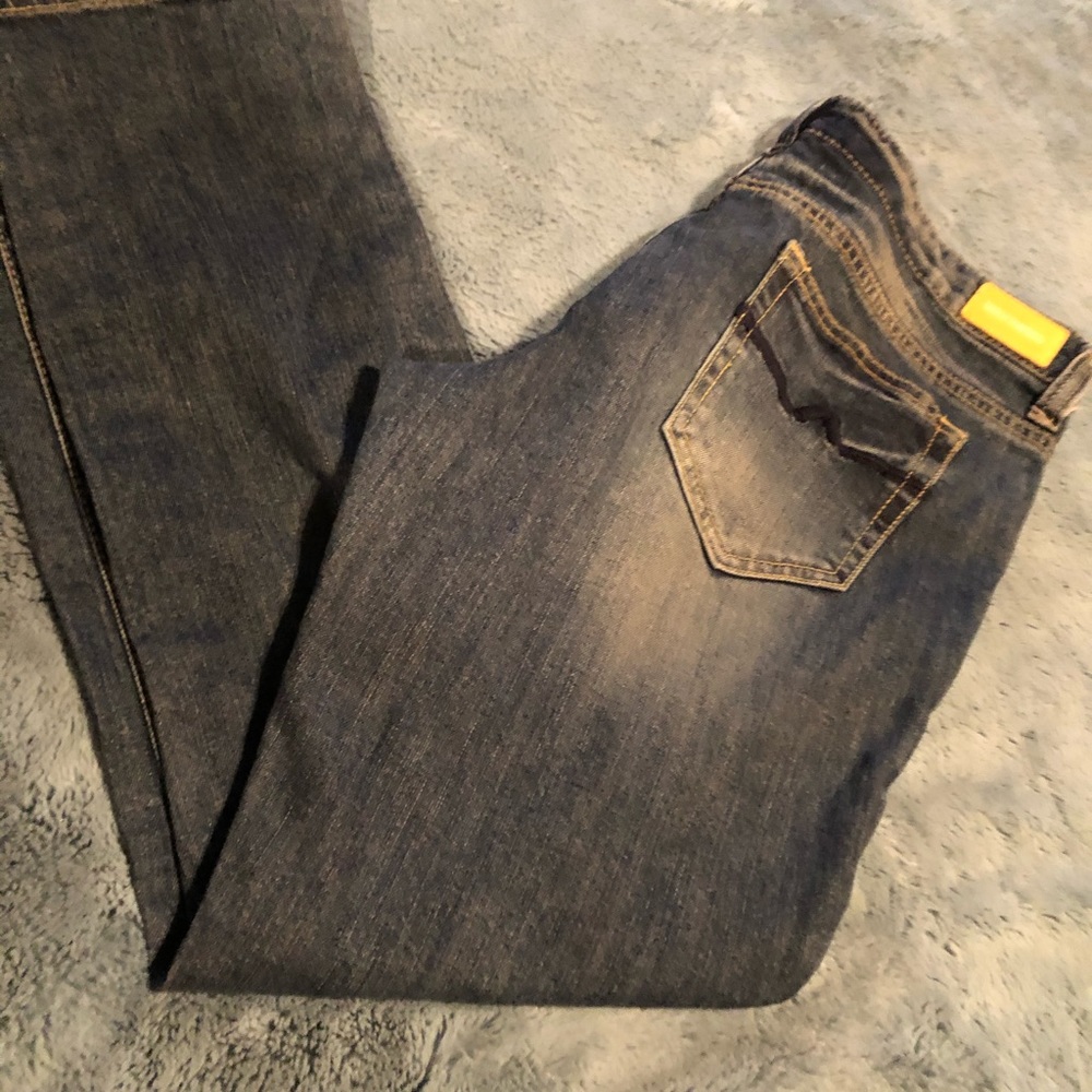 Underwood jean capris - women’s size Large